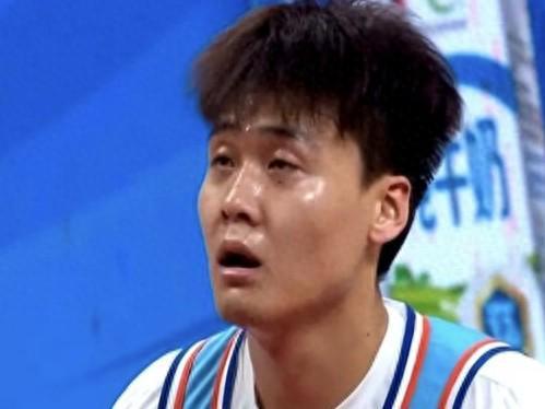 开云登录入口地址-赵继伟24分王者归来辽宁胜新疆，有无赵继伟辽篮是两支球队