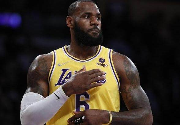 开云体育app-湖人谨慎对待詹姆斯伤情 塔克复出在即为球队解渴