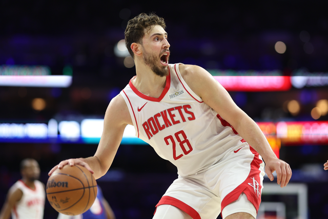 开云登录入口地址-两连胜！杜兰特33+8，申京33+9，五锋成逆转关键，乌度卡研究成功